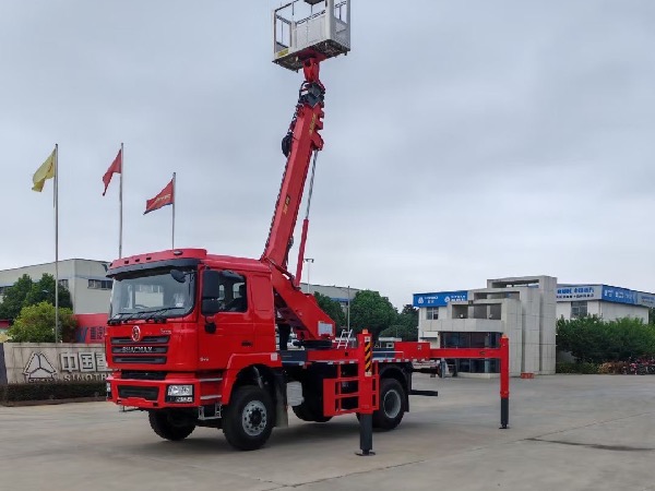 陜汽德龍F(tuán)3000出口型16米高空作業(yè)車