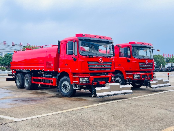 陜汽德龍F(tuán)3000出口型路面清洗車|路面養(yǎng)護(hù)作業(yè)車|路面沖洗車|高壓清洗車