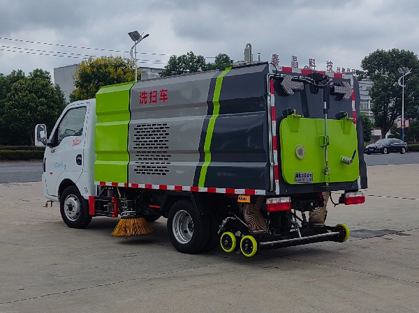 華威馳樂(lè)牌SGZ5040TXSEQ6型洗掃車|東風(fēng)途逸【藍(lán)牌C證可駕駛】國(guó)六排放洗掃車