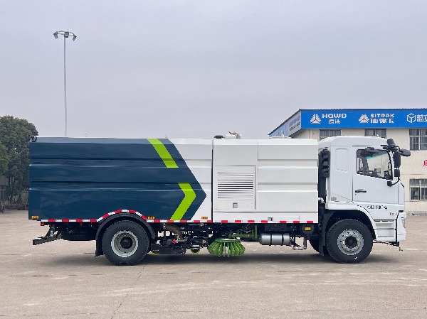 陜汽德龍L5000系列5180洗掃車(chē)|華威馳樂(lè)牌SGZ5180TXSSX6型洗掃車(chē)|四季型多功能洗掃車(chē)