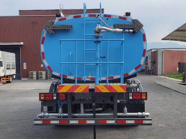 華威馳樂牌SGZ5180GPSWPBEV純電動綠化噴灑車|中國重汽新能源EV純電動灑水車|綠化噴灑車|路面養(yǎng)護(hù)作業(yè)車|路面清洗車|高壓清洗車