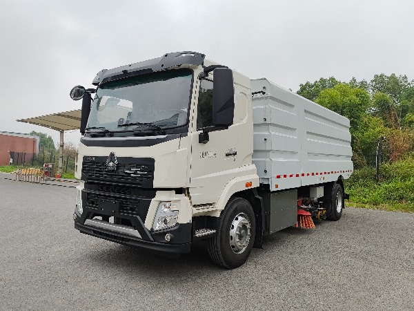 華威馳樂牌SGZ5180TXSWPBEV純電動(dòng)洗掃車|中國(guó)重汽新能源EV純電動(dòng)洗掃車|5180洗掃車|干濕兩用洗掃車|四季型多功能洗掃車