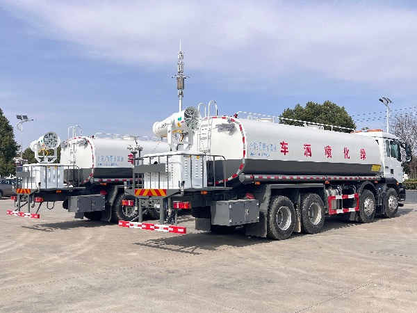 中國重汽汕德卡系列8x4綠化噴灑車|中國重汽湖北華威制造24立方灑水車|華威馳樂牌SGZ5311GPSZZ6C5型綠化噴灑車|霧炮車|抑塵車