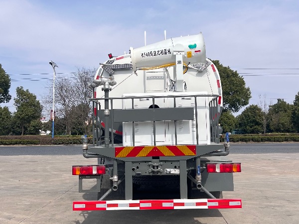 中國重汽汕德卡系列8x4綠化噴灑車|中國重汽湖北華威制造24立方灑水車|華威馳樂牌SGZ5311GPSZZ6C5型綠化噴灑車|霧炮車|抑塵車